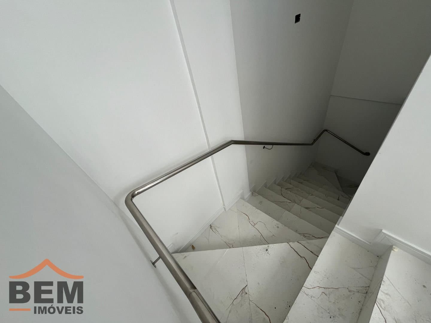 Sobrado para Venda com 3 quartos e 172m² no bairro Dom Bosco, em Itajaí