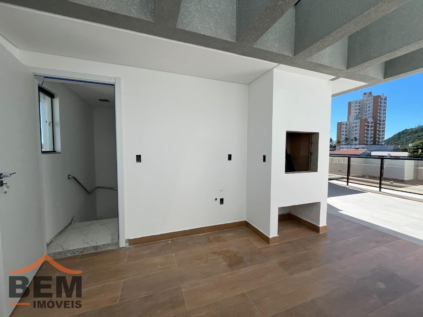 Sobrado para Venda com 3 quartos e 172m² no bairro Dom Bosco, em Itajaí