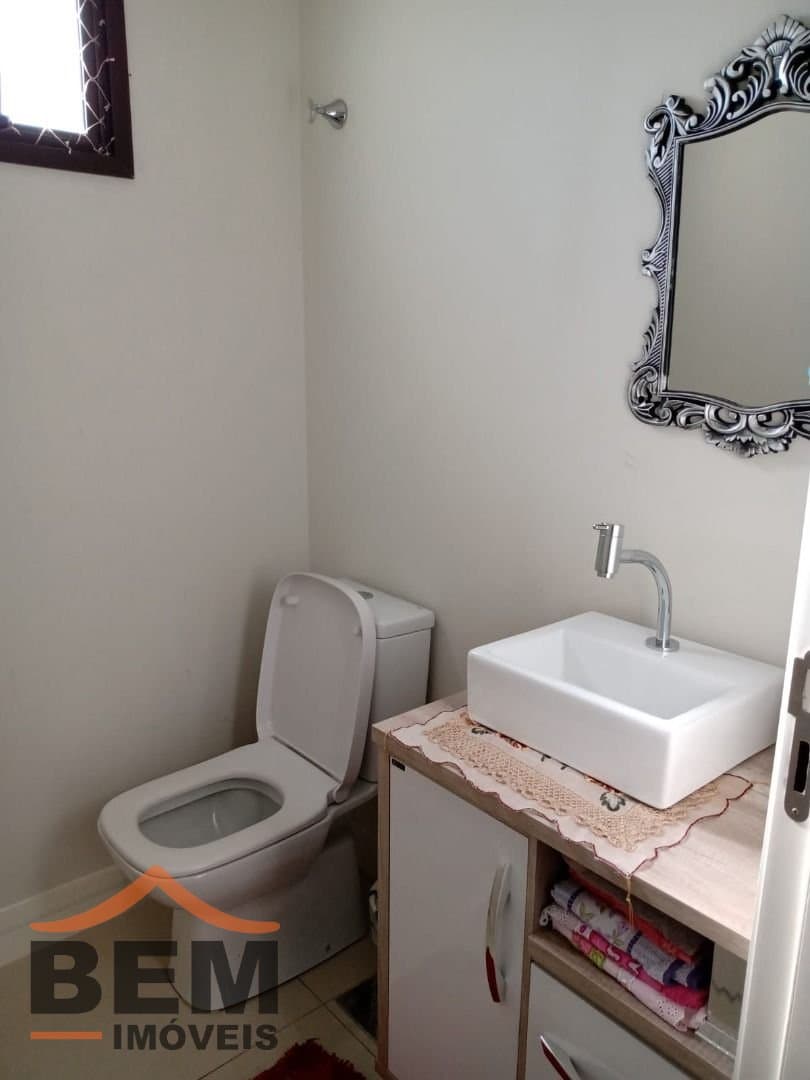 Apartamento para Venda com 3 quartos e 145m² no bairro Centro, em Itajaí