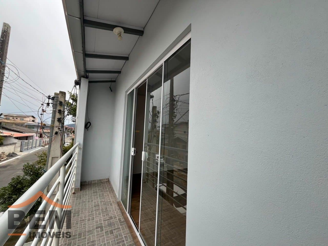 Apartamento para Locação com 2 quartos e 50m² no bairro São Vicente, em Itajaí