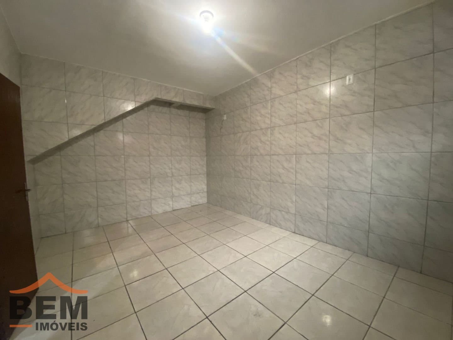 Kitnet para Locação com 1 quarto e 30m² no bairro Cidade Nova, em Itajaí