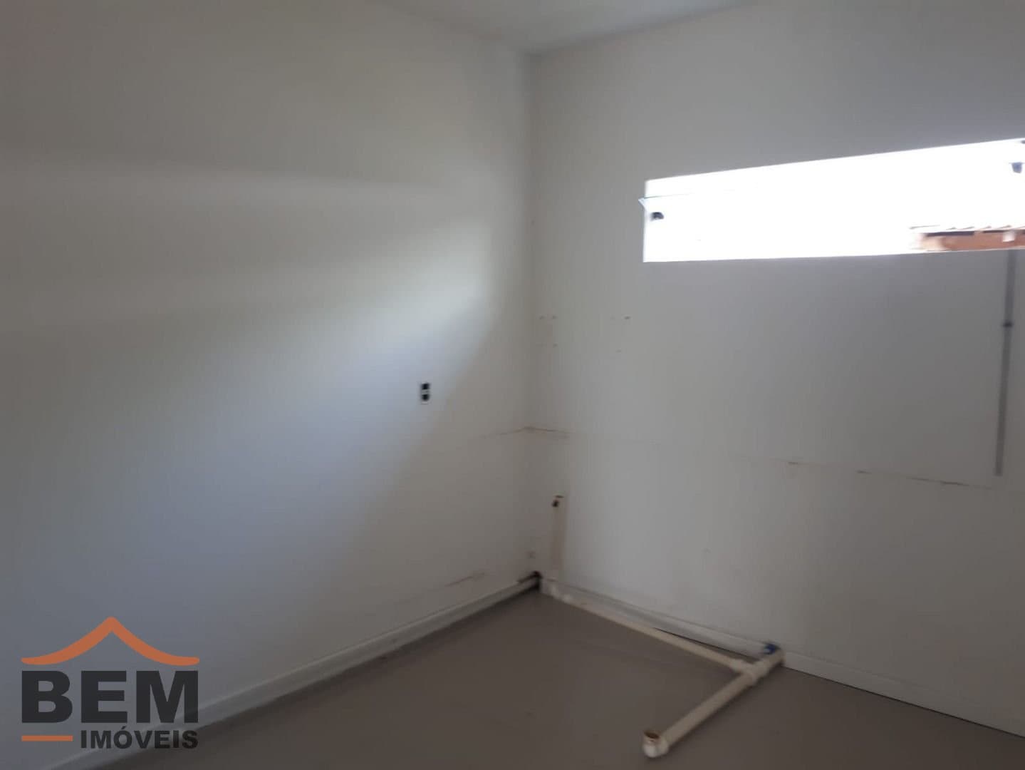Salas/Conjuntos para Locação com 60m² no bairro Santa Regina, em Itajaí