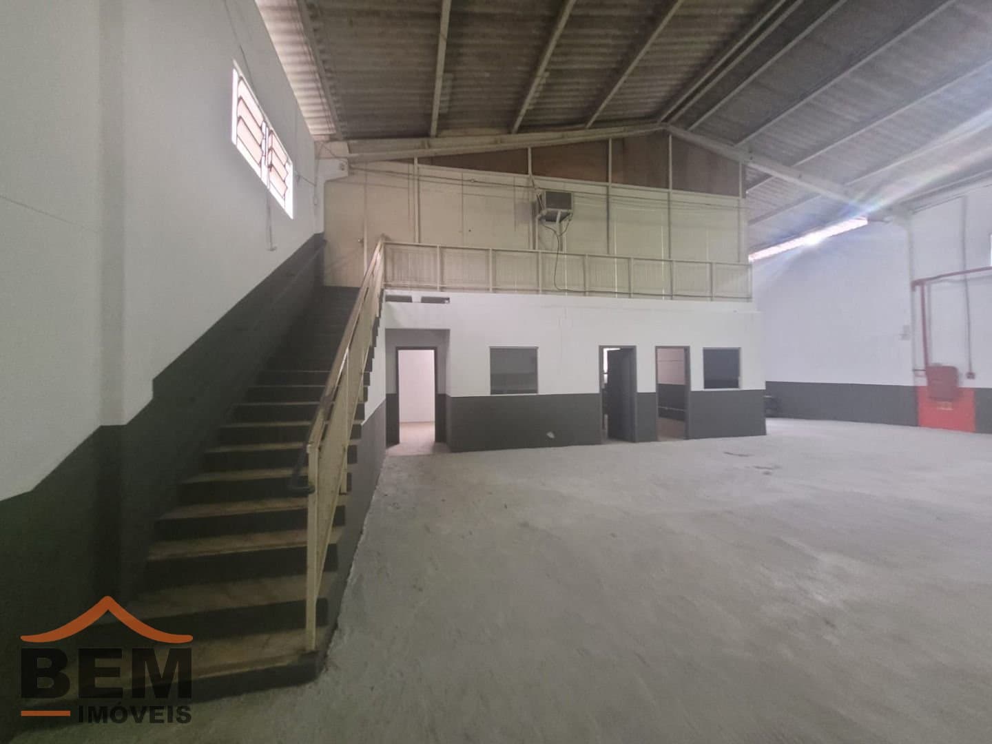 Galpão para Locação com 600m² no bairro Fazenda, em Itajaí