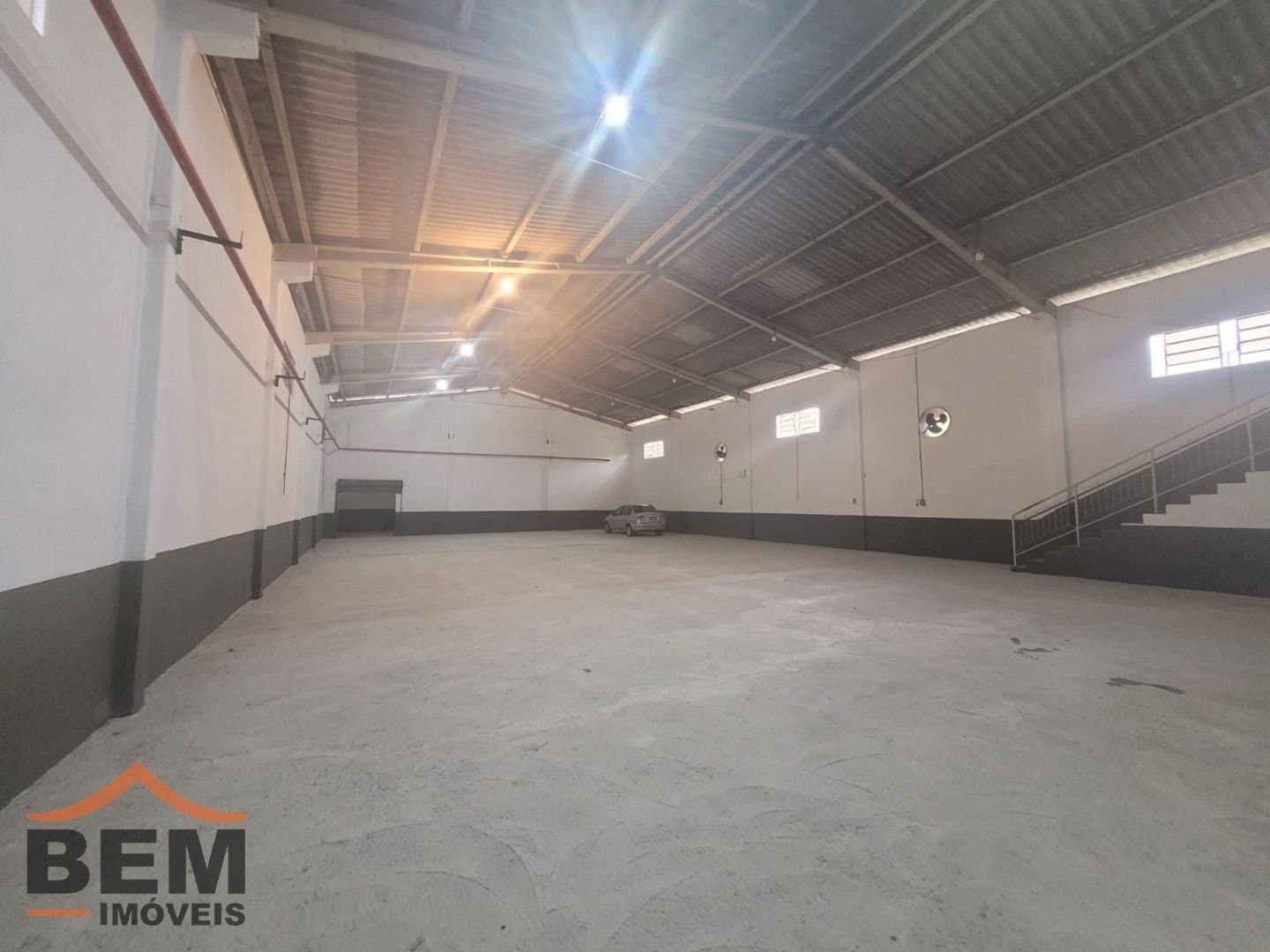 Galpão para Locação com 600m² no bairro Fazenda, em Itajaí