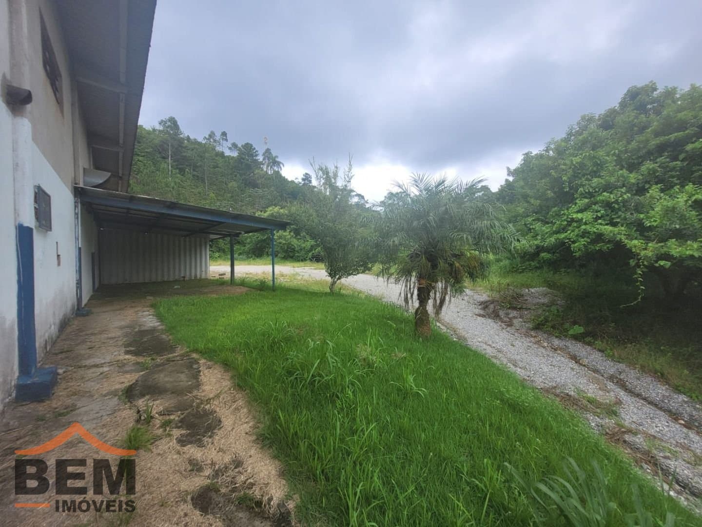 Galpão para Locação com 600m² no bairro Fazenda, em Itajaí