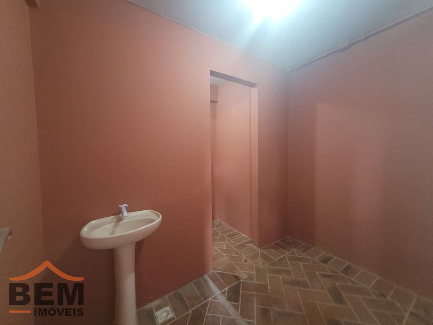 Galpão para Locação com 450m² no bairro Fazenda, em Itajaí