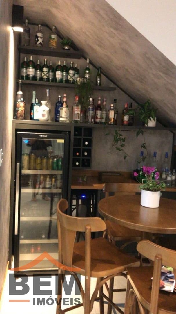 Casa para Venda com 3 quartos e 350m² no bairro São Judas, em Itajaí