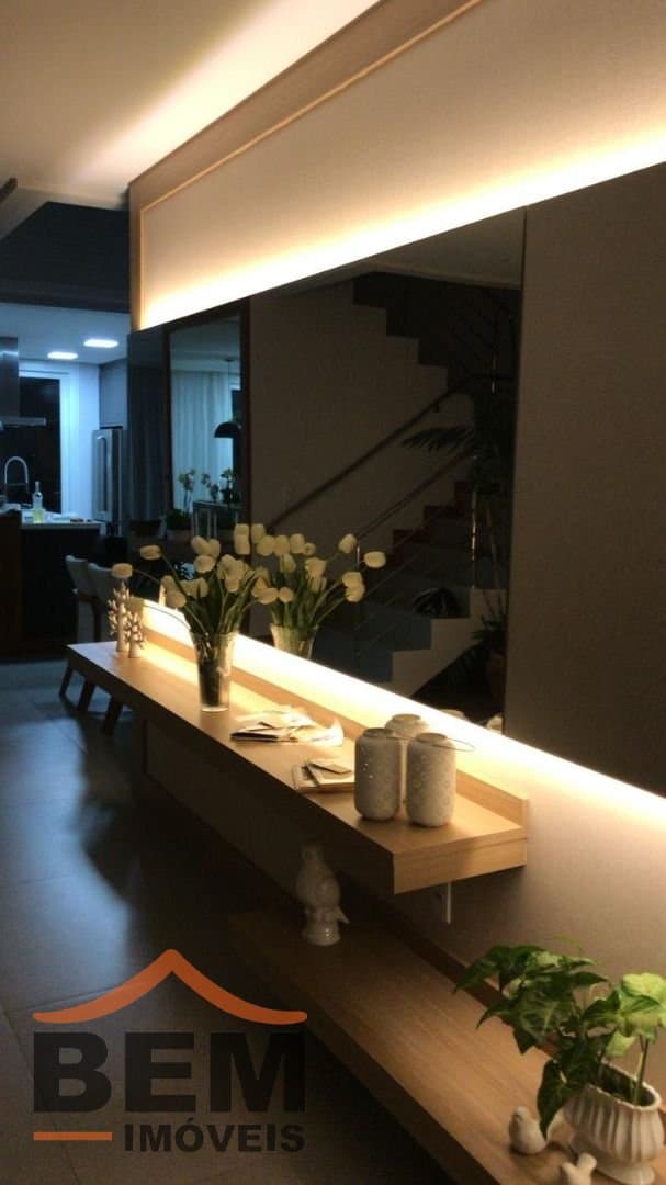 Casa para Venda com 3 quartos e 350m² no bairro São Judas, em Itajaí