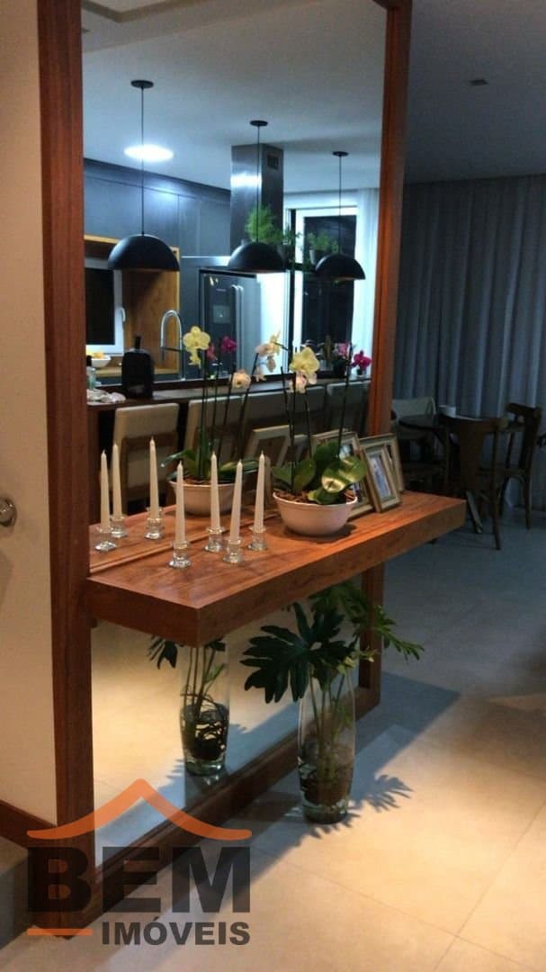 Casa para Venda com 3 quartos e 350m² no bairro São Judas, em Itajaí