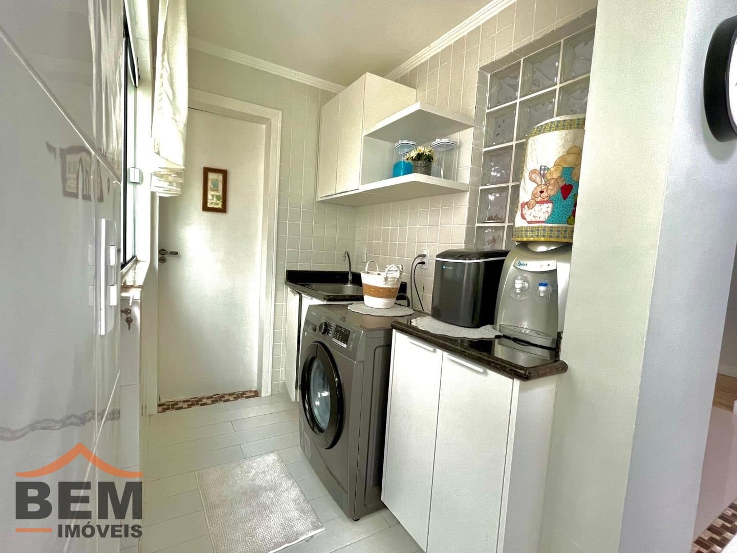 Apartamento para Venda com 3 quartos e 176m² no bairro Praia dos Amores, em Balneário Camboriú