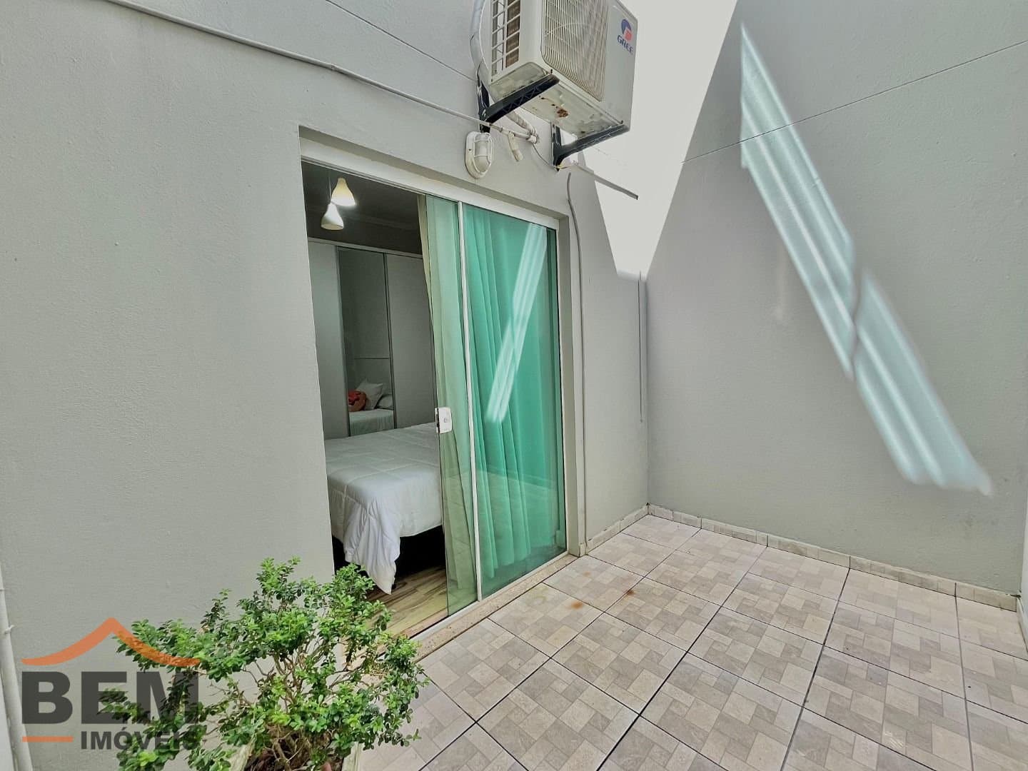 Apartamento para Venda com 3 quartos e 176m² no bairro Praia dos Amores, em Balneário Camboriú