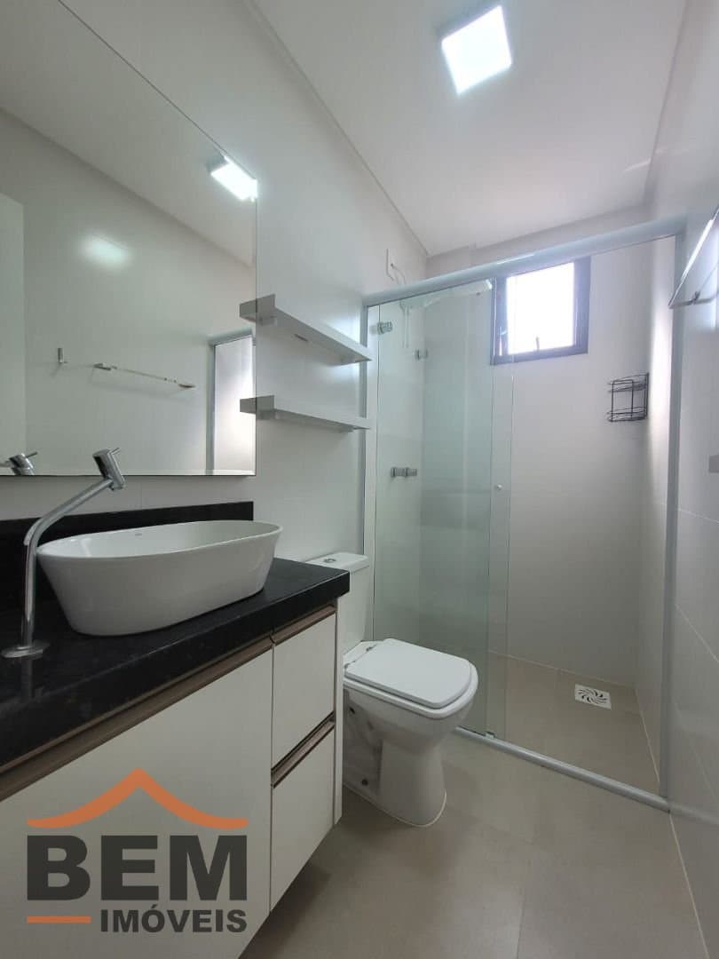 Apartamento para Locação com 2 quartos e 76m² no bairro Praia Brava, em Itajaí