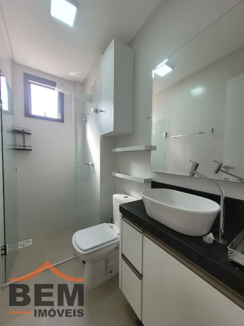 Apartamento para Locação com 2 quartos e 76m² no bairro Praia Brava, em Itajaí