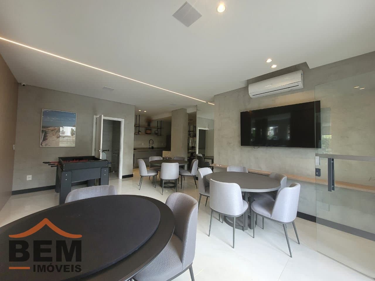Apartamento para Locação com 2 quartos e 76m² no bairro Praia Brava, em Itajaí