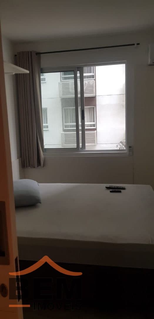 Apartamento para Locação com 3 quartos e 90m² no bairro Centro, em Balneário Camboriú: 13- DORMITÓRIO 02