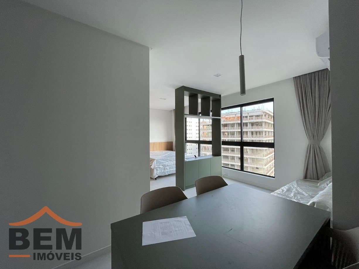 Apartamento para Locação com 1 quarto e 40m² no bairro Centro, em Itajaí