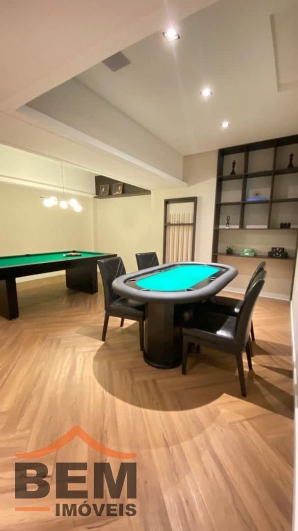 Apartamento para Locação com 2 quartos e 70m² no bairro São João, em Itajaí