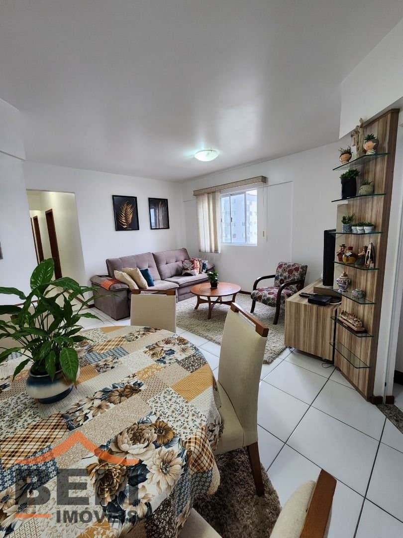 Apartamento para Venda com 3 quartos e 87m² no bairro Vila Operária, em Itajaí