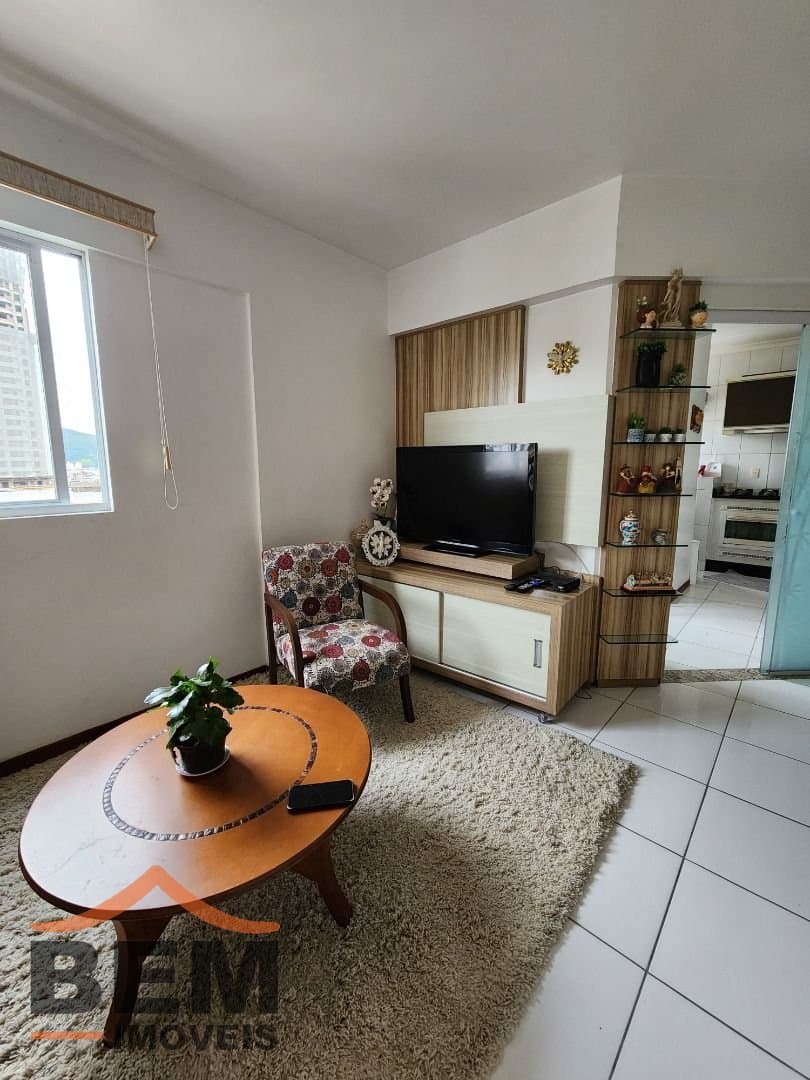 Apartamento para Venda com 3 quartos e 87m² no bairro Vila Operária, em Itajaí