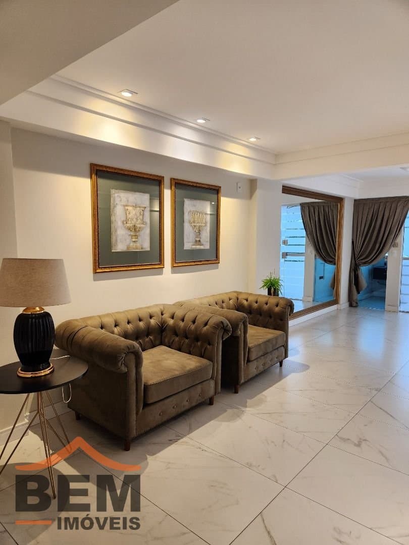 Apartamento para Venda com 3 quartos e 87m² no bairro Vila Operária, em Itajaí