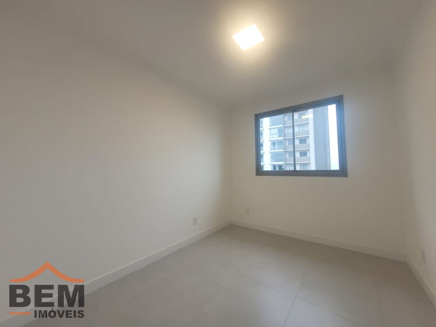 Apartamento para Locação com 2 quartos e 66m² no bairro São Vicente, em Itajaí