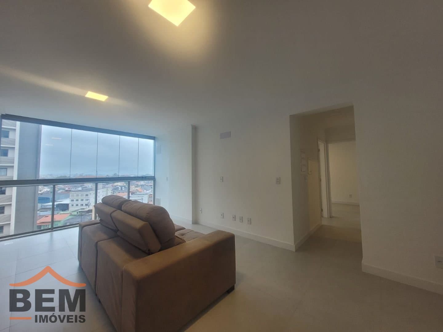 Apartamento para Locação com 2 quartos e 66m² no bairro São Vicente, em Itajaí