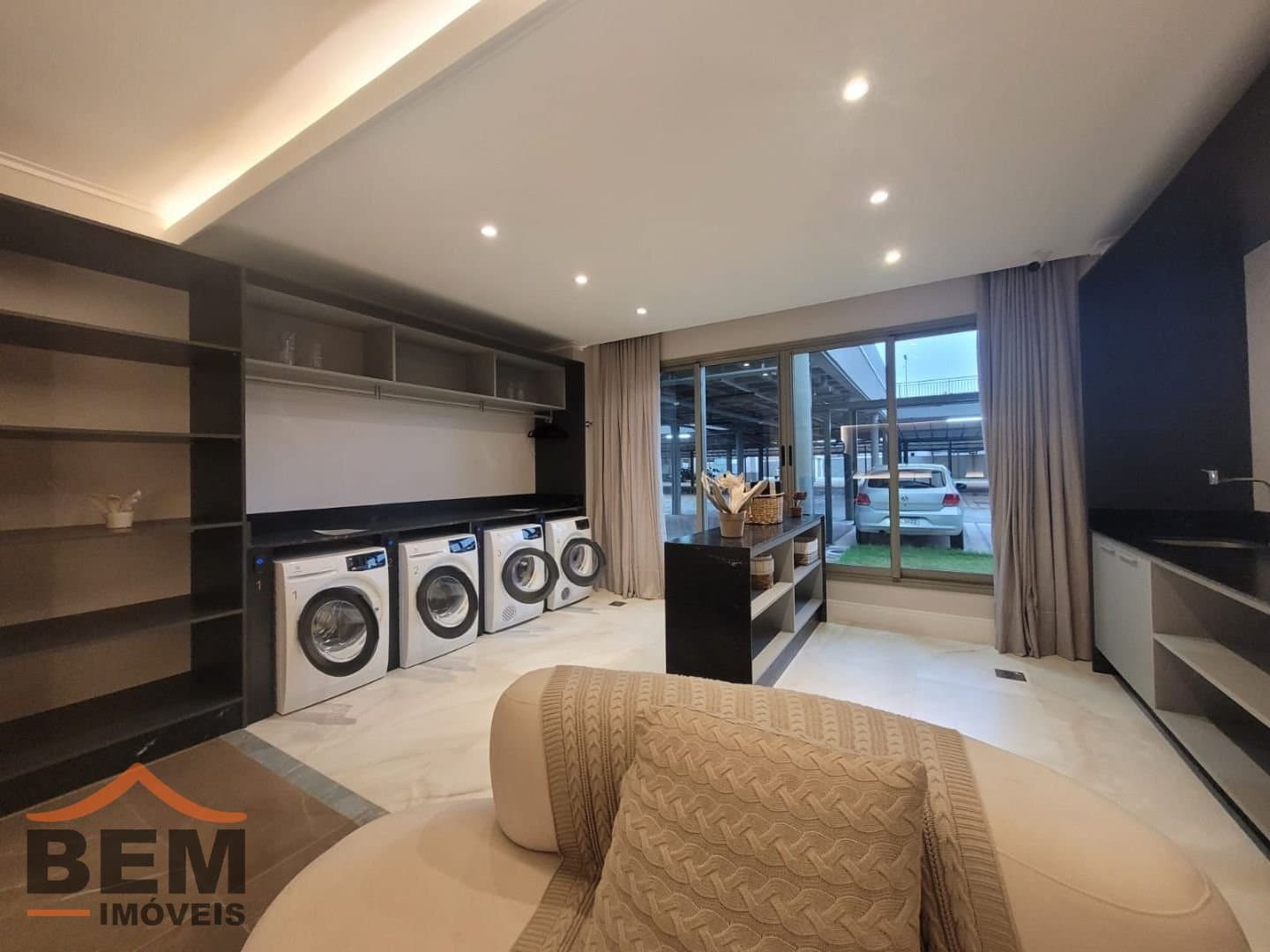Apartamento para Locação com 2 quartos e 66m² no bairro São Vicente, em Itajaí