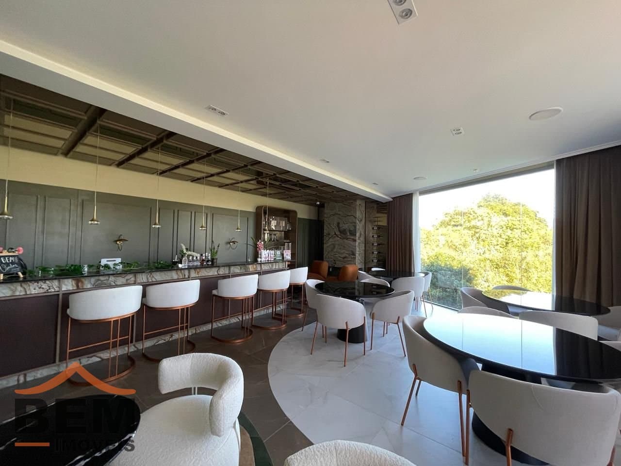 Apartamento para Locação com 2 quartos e 66m² no bairro São Vicente, em Itajaí