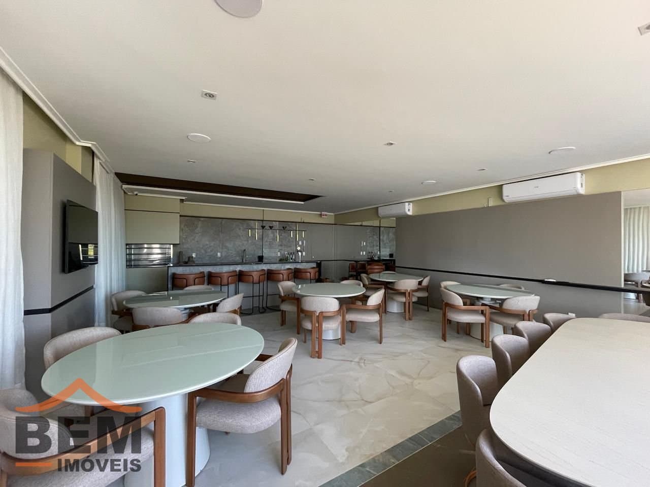 Apartamento para Locação com 2 quartos e 66m² no bairro São Vicente, em Itajaí