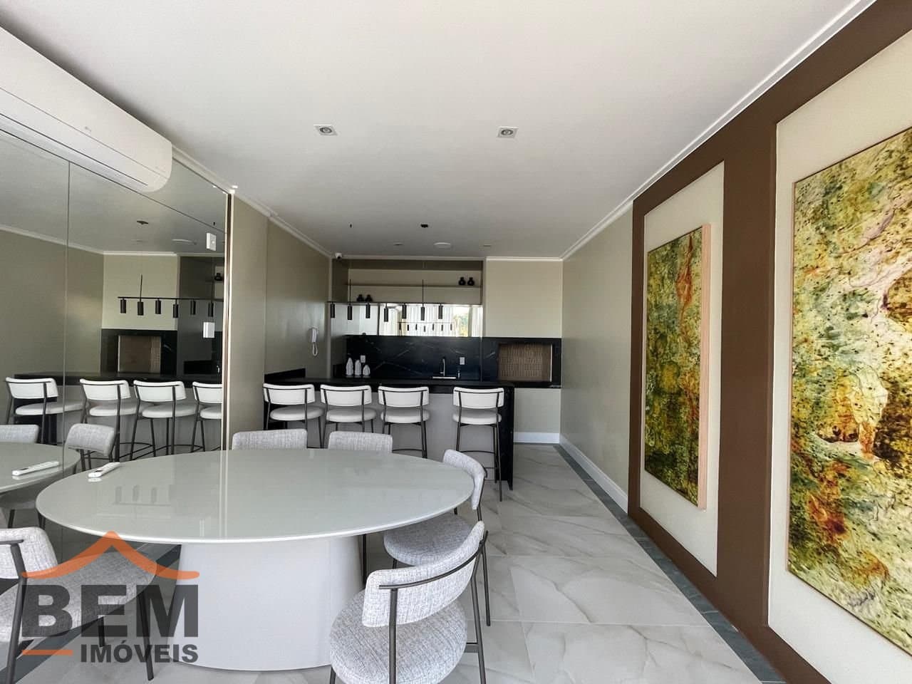 Apartamento para Locação com 2 quartos e 66m² no bairro São Vicente, em Itajaí