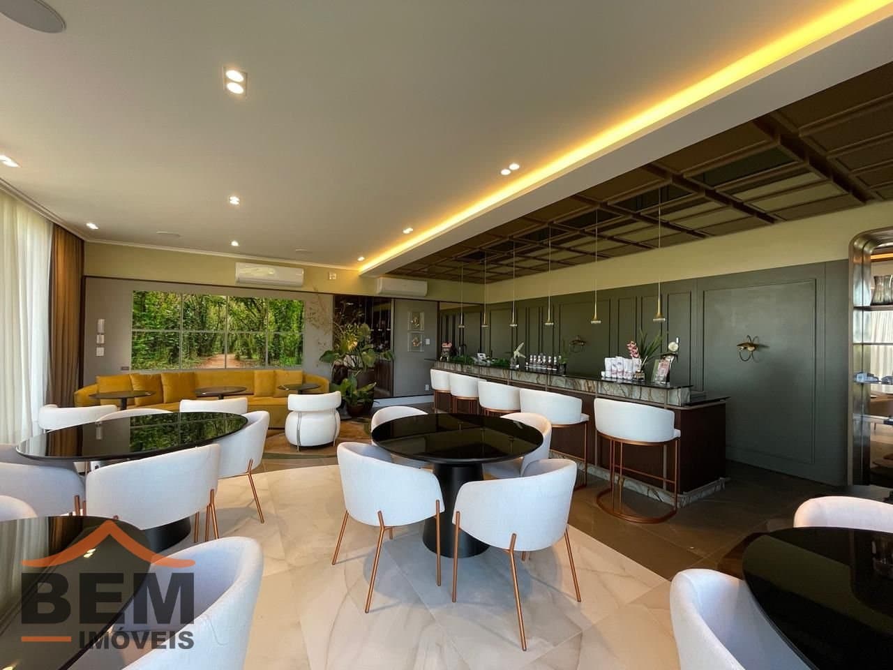 Apartamento para Locação com 2 quartos e 66m² no bairro São Vicente, em Itajaí