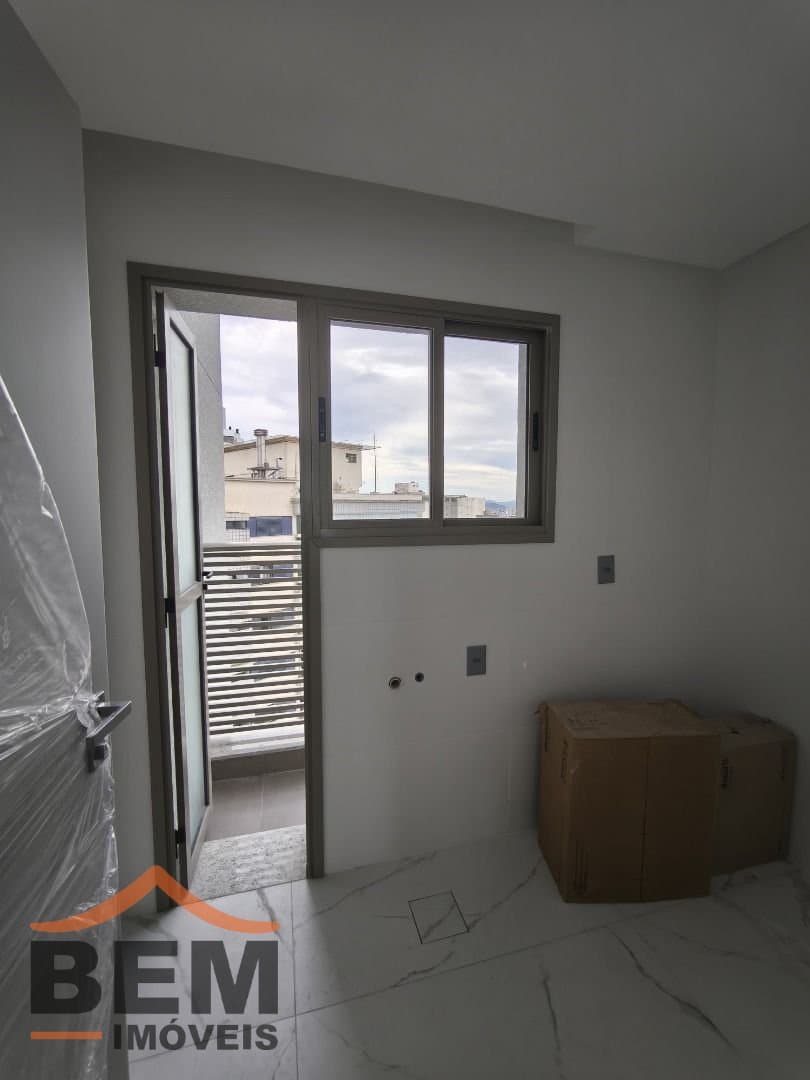Apartamento para Venda com 3 quartos e 134m² no bairro Centro, em Itajaí