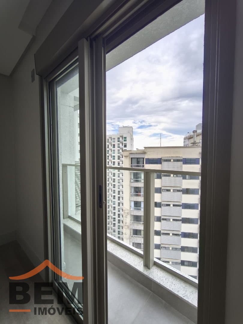 Apartamento para Venda com 3 quartos e 134m² no bairro Centro, em Itajaí
