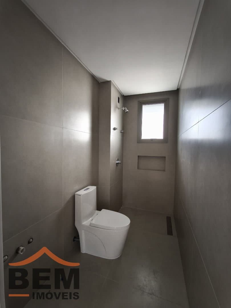 Apartamento para Venda com 3 quartos e 134m² no bairro Centro, em Itajaí