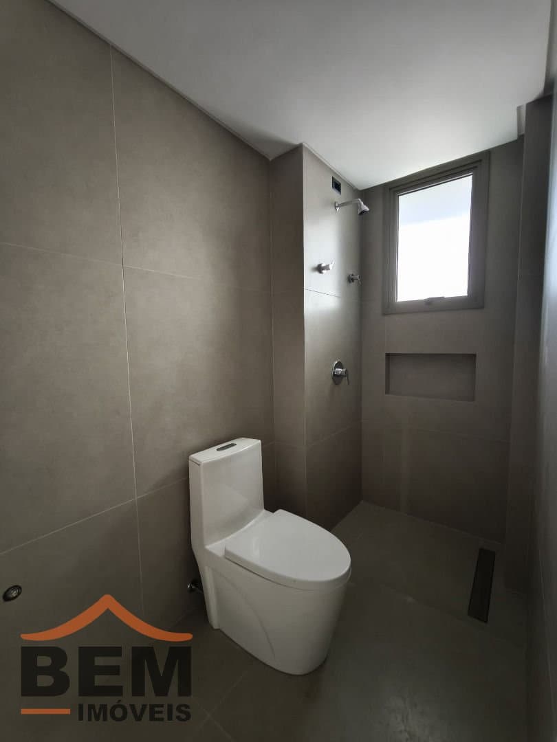 Apartamento para Venda com 3 quartos e 134m² no bairro Centro, em Itajaí