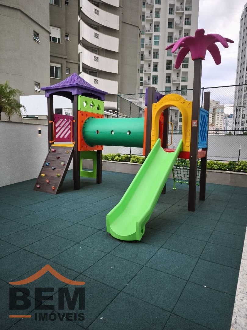 Apartamento para Venda com 3 quartos e 134m² no bairro Centro, em Itajaí