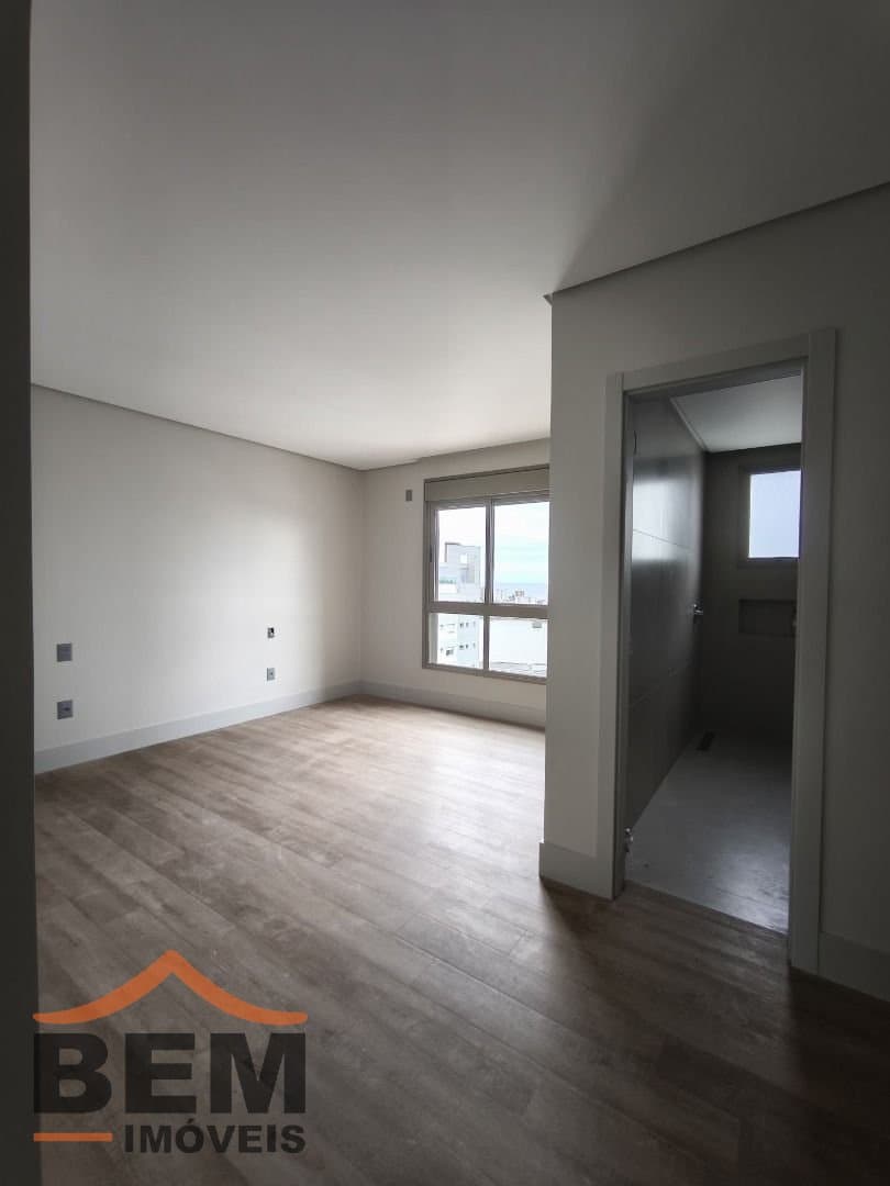 Apartamento para Venda com 3 quartos e 134m² no bairro Centro, em Itajaí