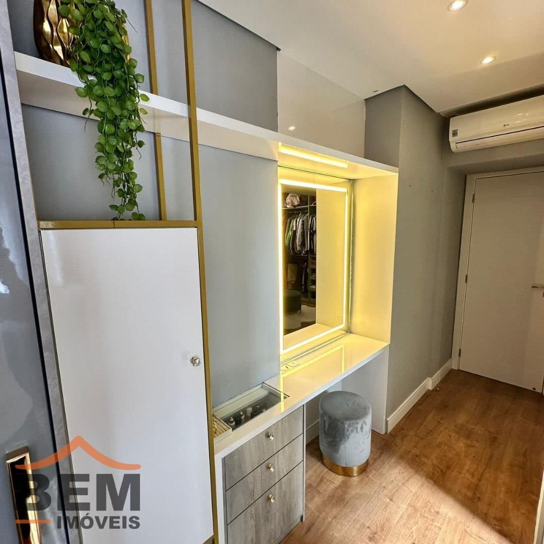 Apartamento para Venda com 3 quartos e 144m² no bairro Praia Brava, em Itajaí