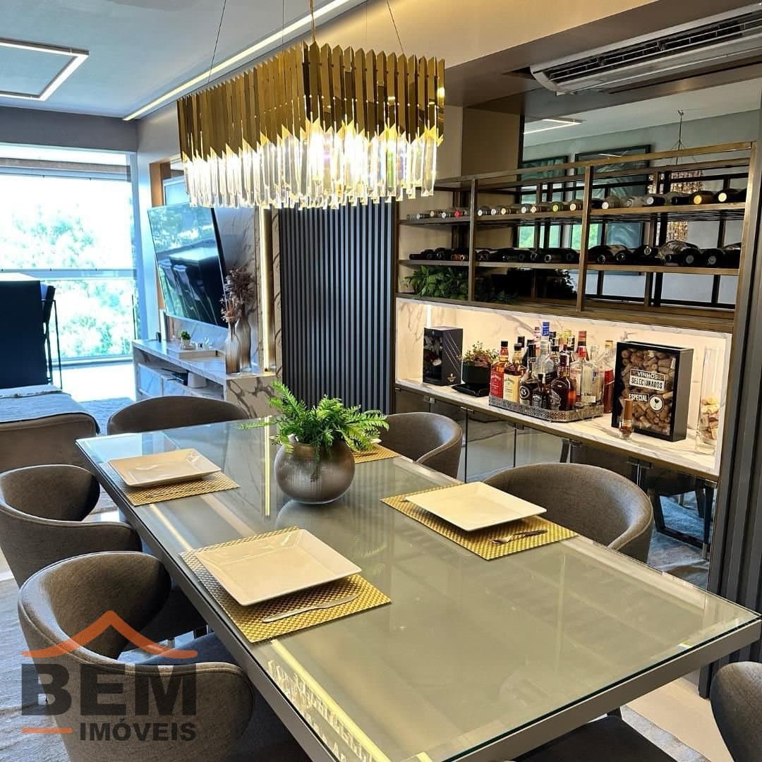 Apartamento para Venda com 3 quartos e 144m² no bairro Praia Brava, em Itajaí