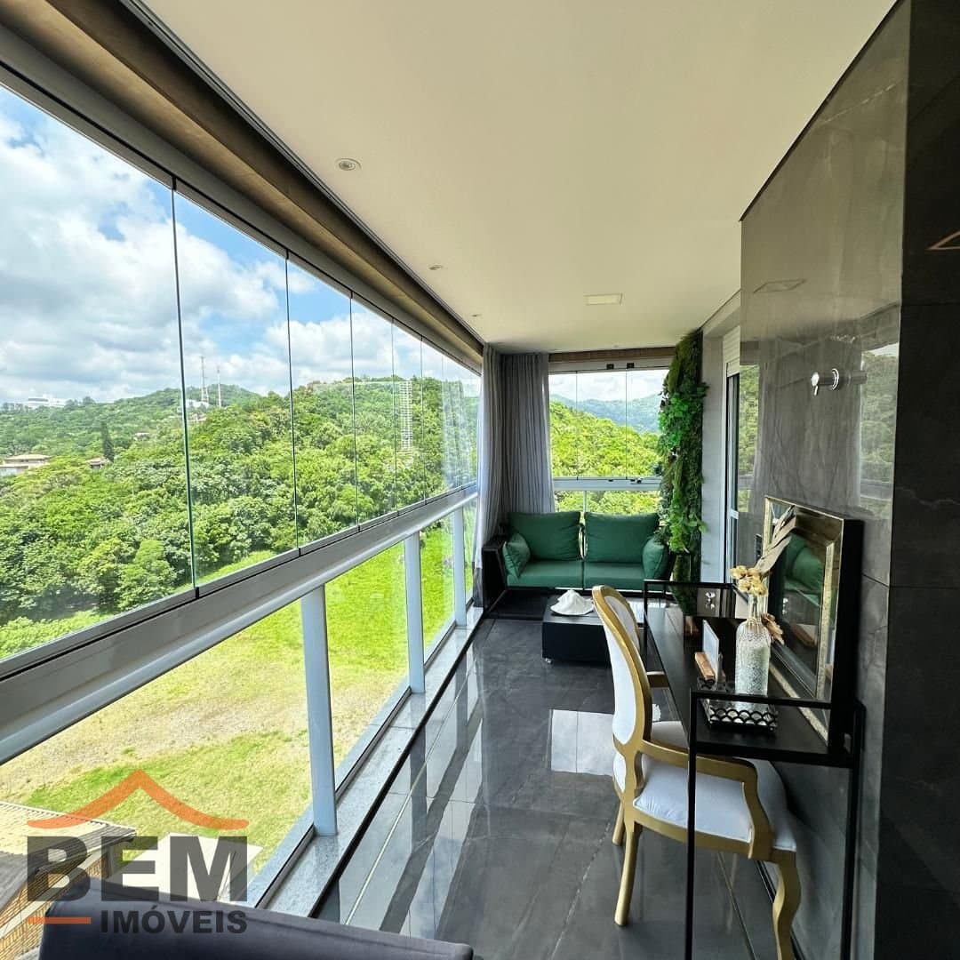 Apartamento para Venda com 3 quartos e 144m² no bairro Praia Brava, em Itajaí
