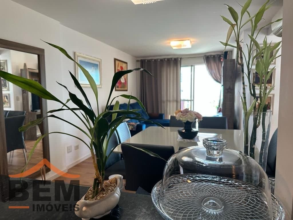 Apartamento para Venda com 2 quartos no bairro Centro, em Itajaí