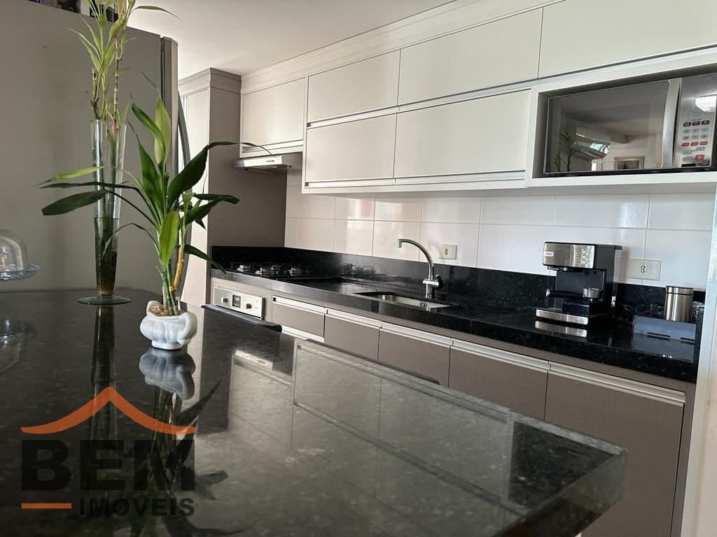 Apartamento para Venda com 2 quartos no bairro Centro, em Itajaí