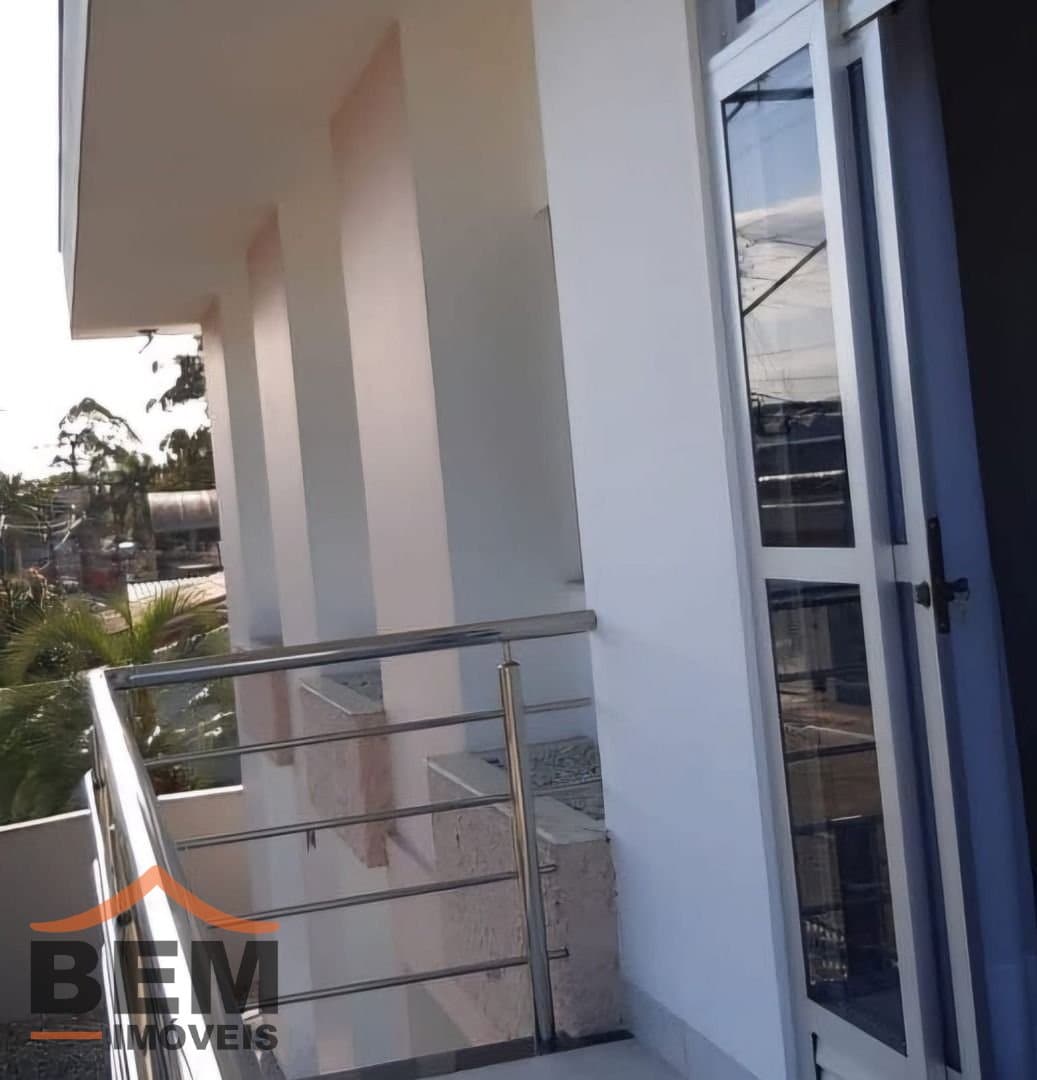 Casa para Venda com 6 quartos e 330m² no bairro São João, em Itajaí