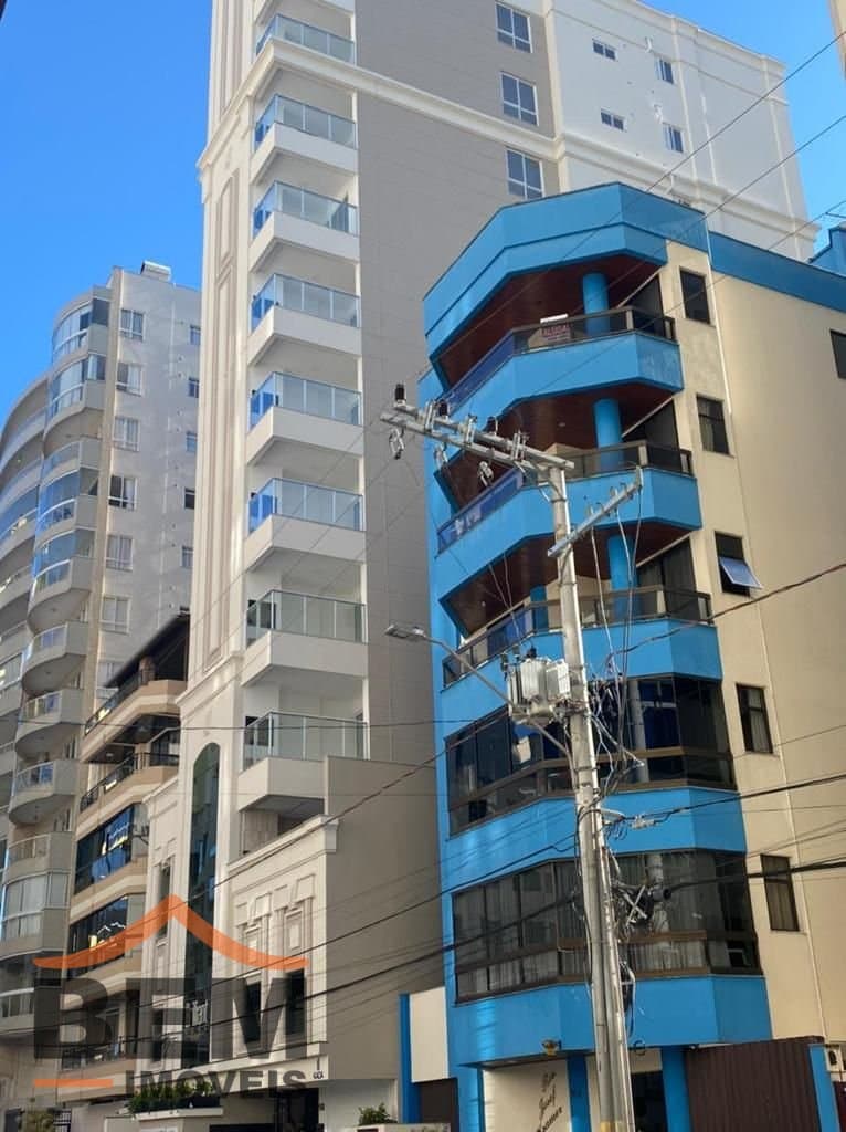 Apartamento para Venda com 3 quartos e 118m² no bairro Meia Praia, em Itapema