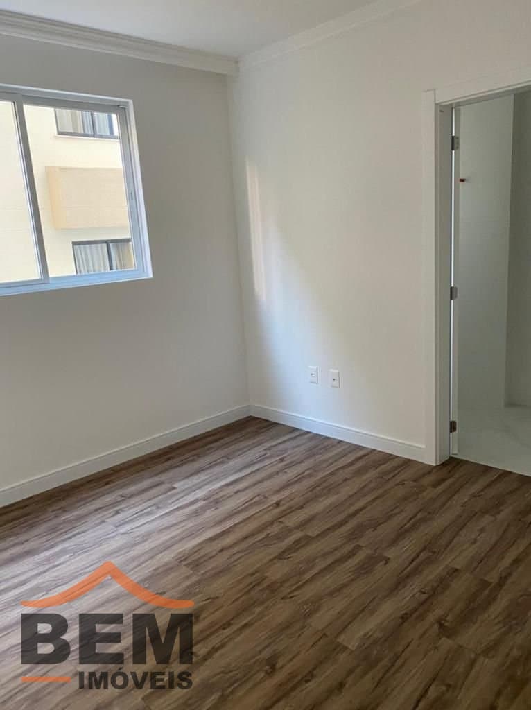 Apartamento para Venda com 3 quartos e 118m² no bairro Meia Praia, em Itapema