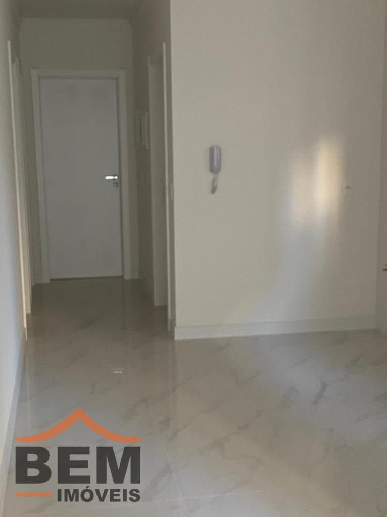 Apartamento para Venda com 3 quartos e 118m² no bairro Meia Praia, em Itapema