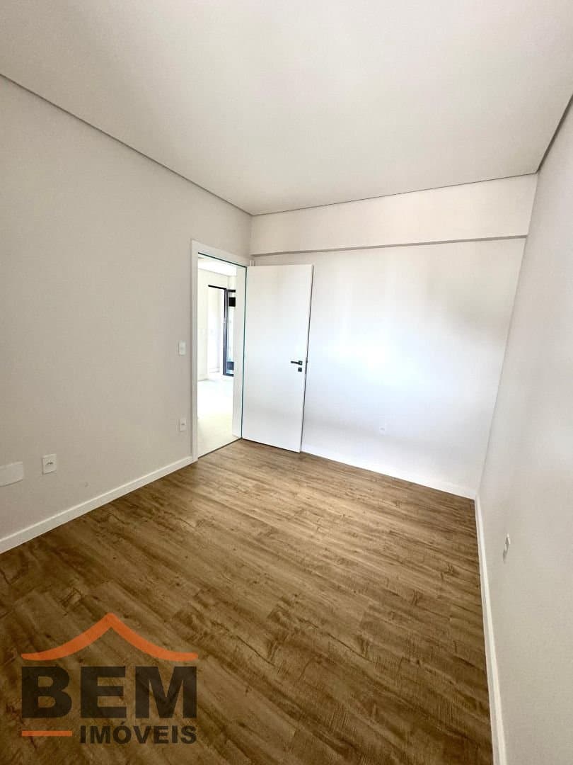 Apartamento para Venda com 3 quartos e 79m² no bairro Dom Bosco, em Itajaí