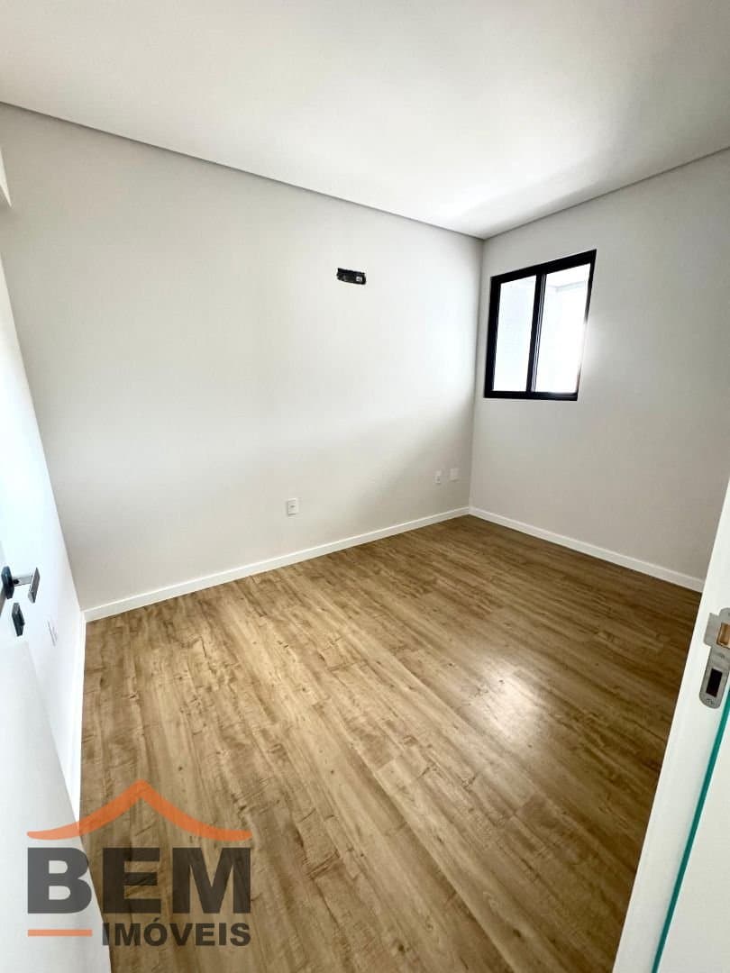 Apartamento para Venda com 3 quartos e 79m² no bairro Dom Bosco, em Itajaí