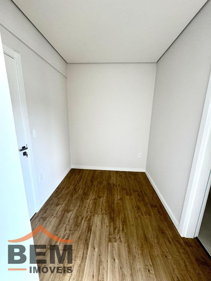 Apartamento para Venda com 3 quartos e 79m² no bairro Dom Bosco, em Itajaí