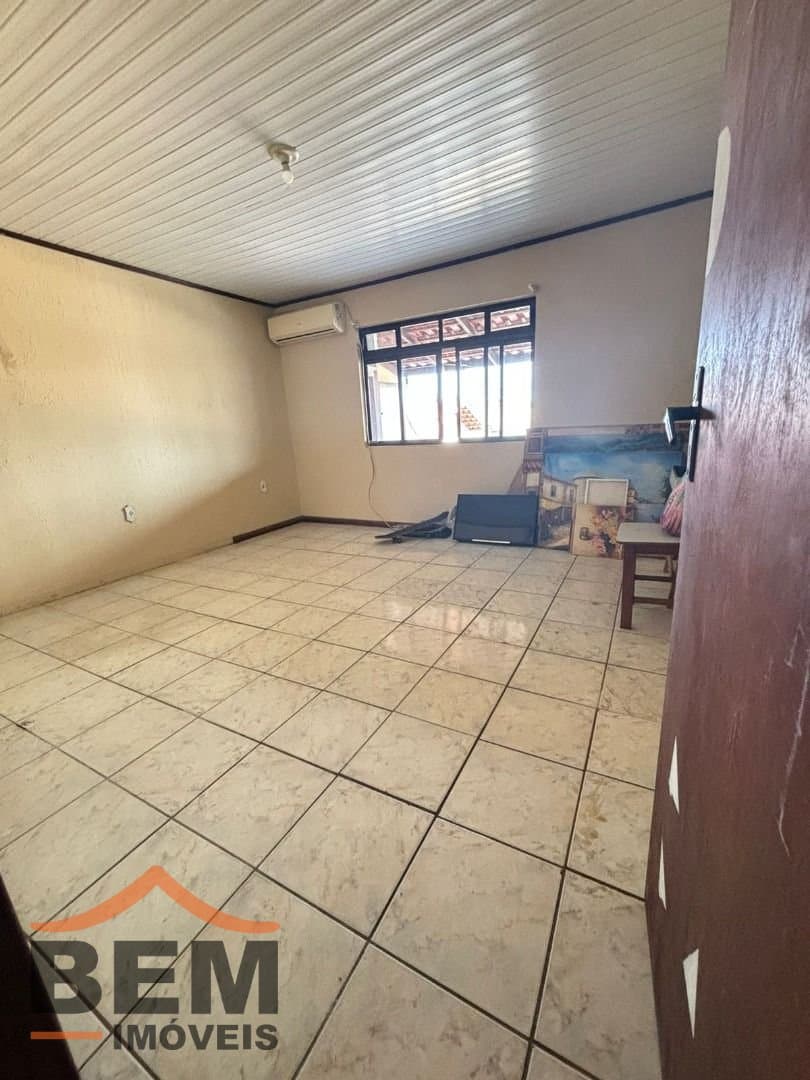 Casa para Venda com 4 quartos e 264m² no bairro São Vicente, em Itajaí